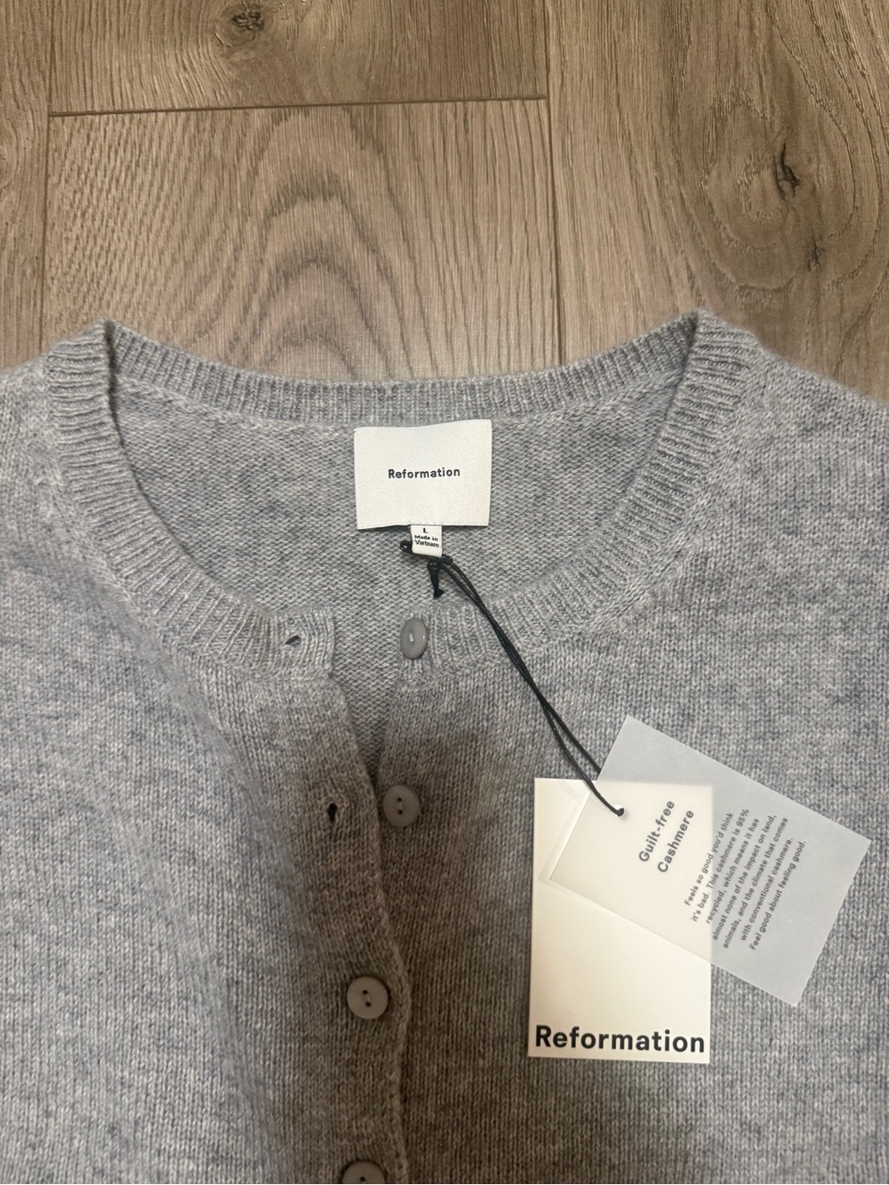Reformation Clara Cashmere Cardigan Sweater NWT Gray Large 95% Recycled Cashmere - Picture 4 of 8